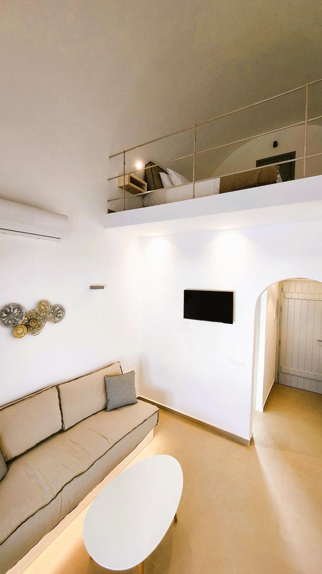 Hayal Suites Santorini Emporio  Exterior photo